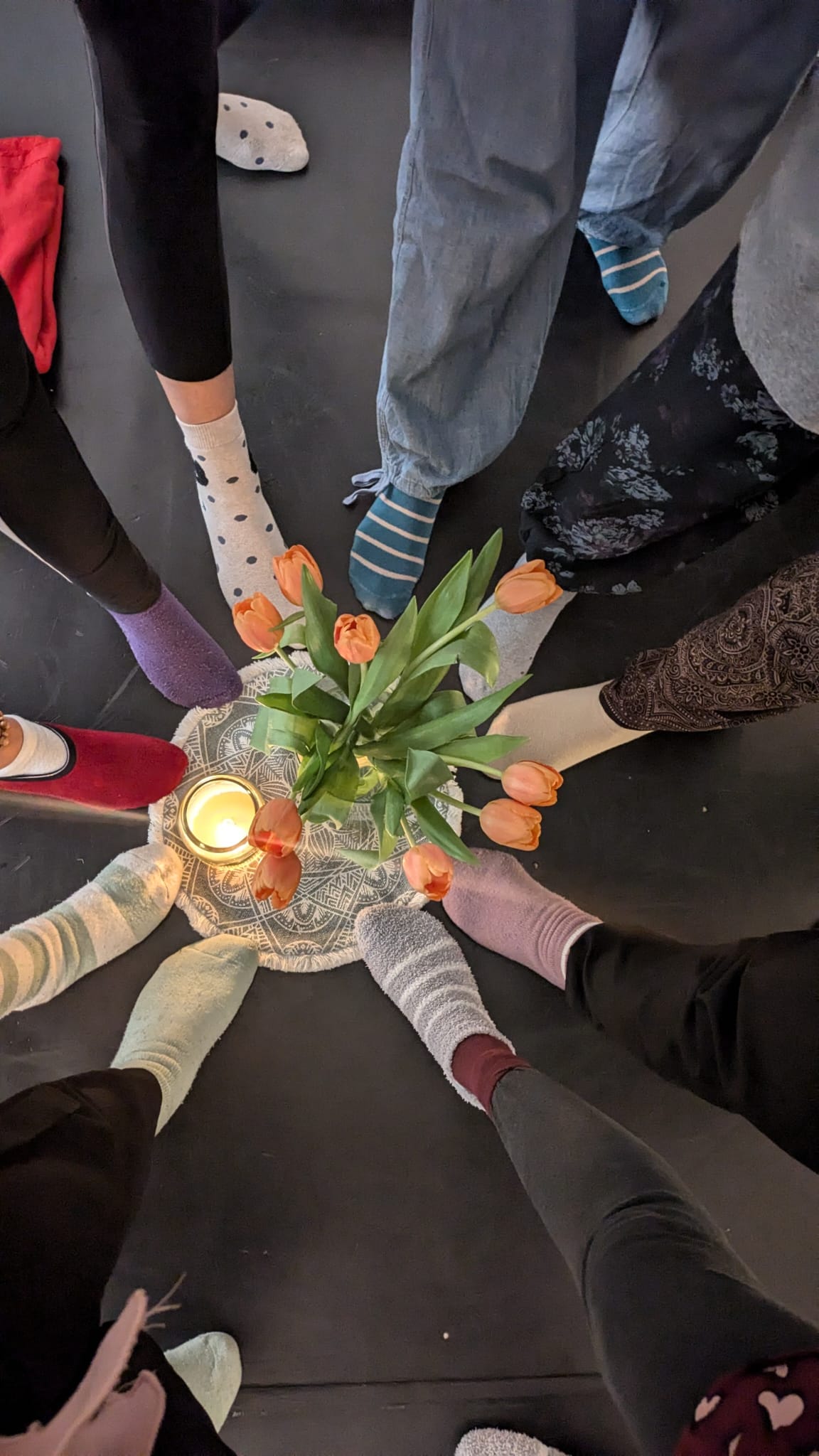 KAPCSOLÓDJ ÚJRA A TESTEDHEZ 14 Kapcsolatban a testemmel mindfulness mozgasmeditacio jelenlet tanc tudatos jelenlet